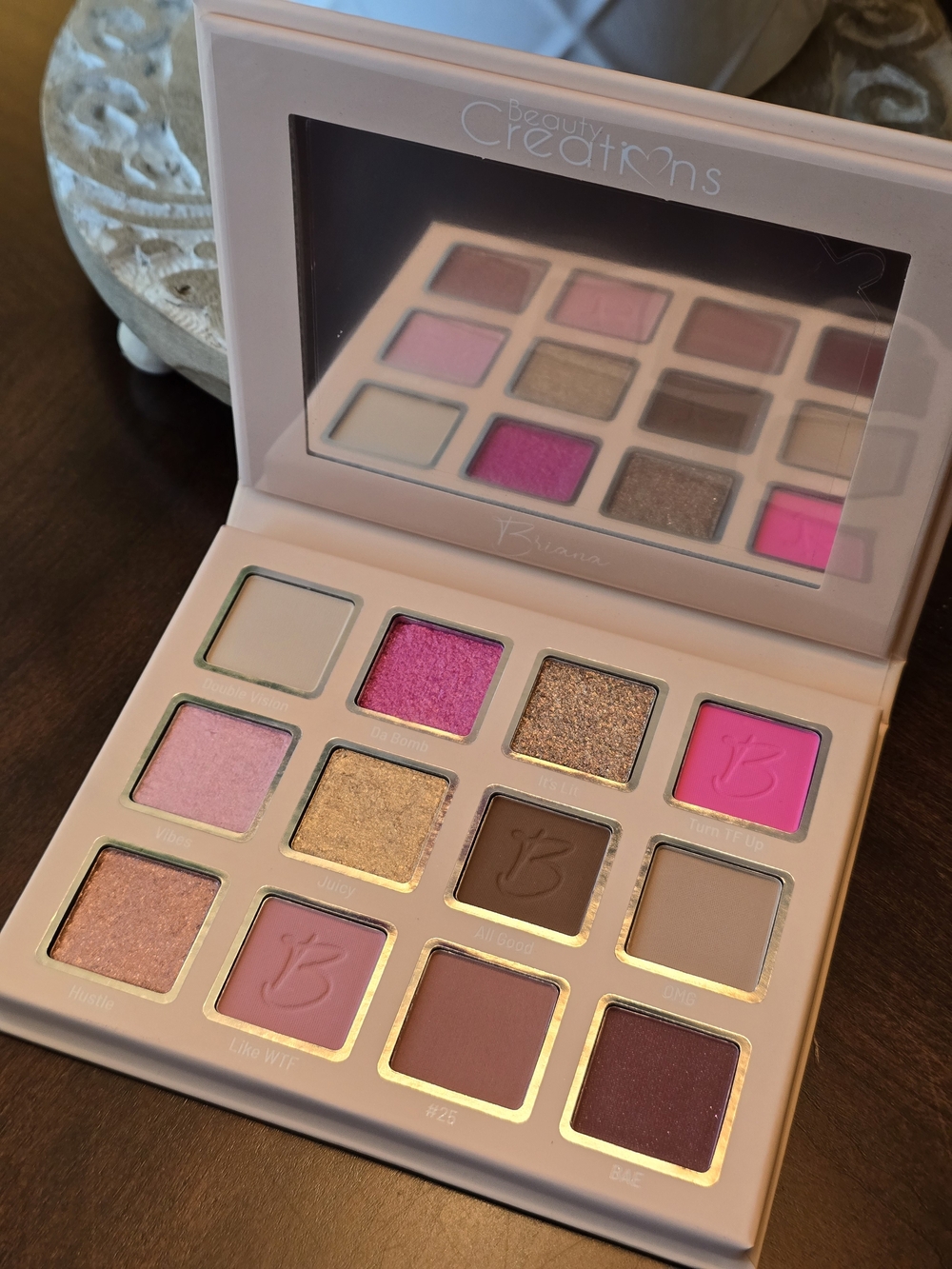 Murillo Twins X Beauty Creations 12 Pan Eyeshadow Pallette